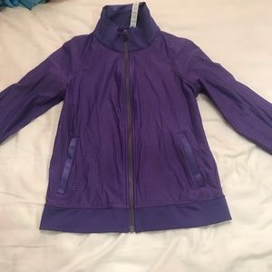 Lululemon bomber size 4